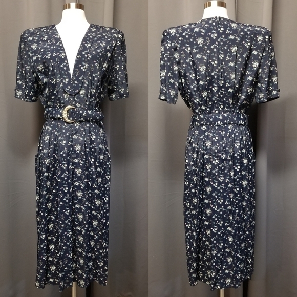 Vintage Dresses & Skirts - Vintage 80s Retro Cottagecore Ditsy Floral Belted‎ Midi Dress L